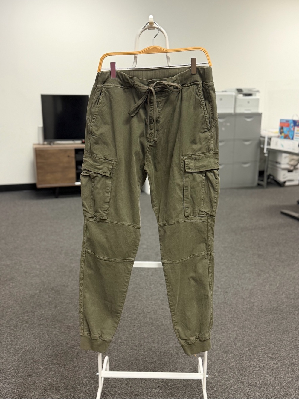 Men's Olive Cargo Jogger Pants with Drawstring Waist